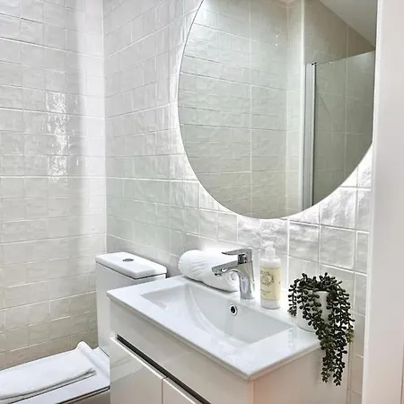 Duplex 2 Min From The Apartment *