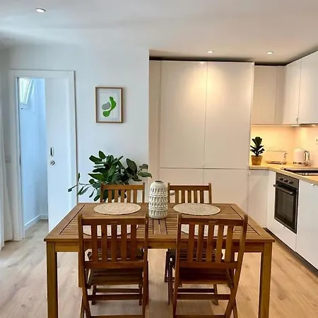Apartment Duplex 2 Min From The